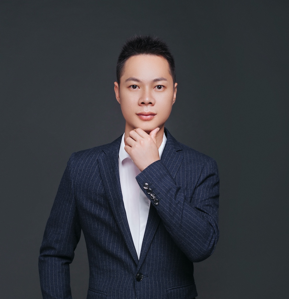 杨钧