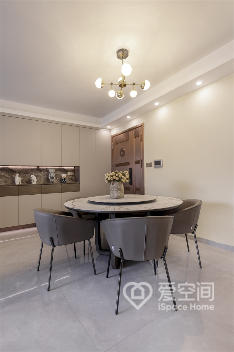 盘活158m²大三居，现代简约风实用又舒适！