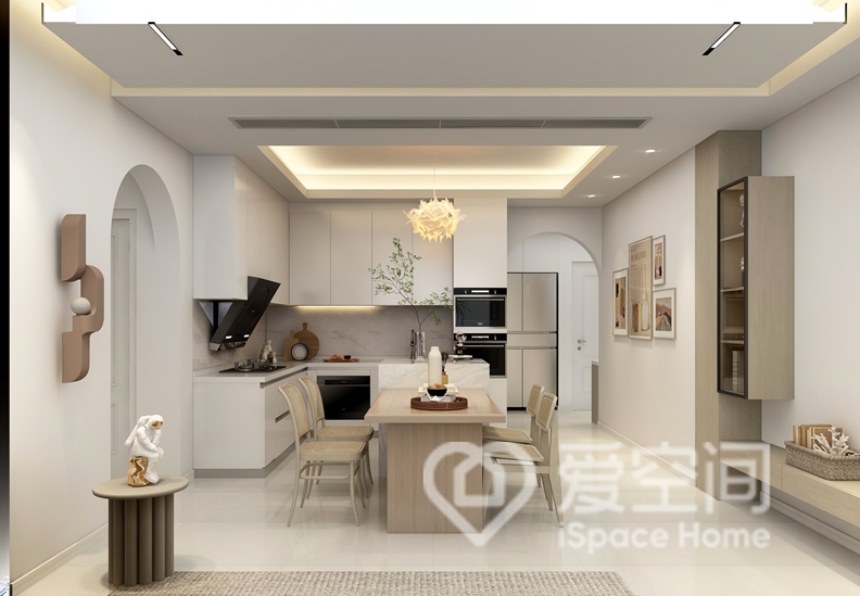 厨餐一体设计，白色与原木色相互呼应，在简约舒适中展现出空间的精致美。