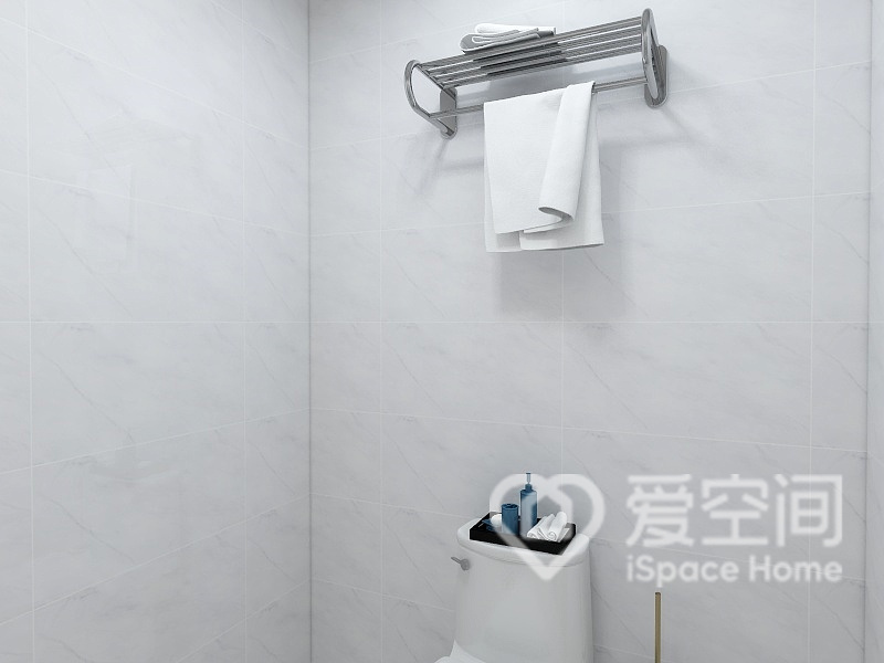 卫生间采用裸色系设计，这是一个比较稳妥的决定，裸色带来舒适而温馨的视觉感受，迎合了业主的审美。