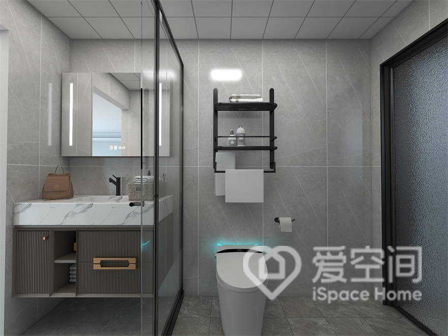 干湿分离为了打破卫浴氛围的单调感，在局部加入跳脱的亮色家具，配合朦胧温馨的光源，装饰效果显著。