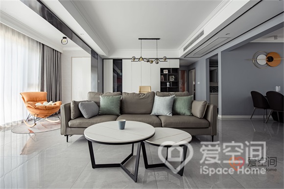 蔚蓝四季125㎡三居室现代轻奢风装修案例 蔚蓝四季125㎡三居室现代轻奢风装修案例